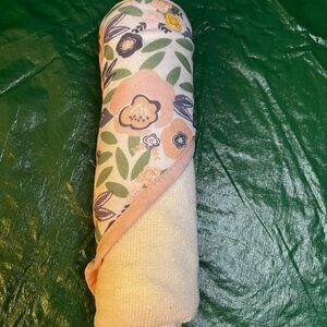 Baby towel with hood